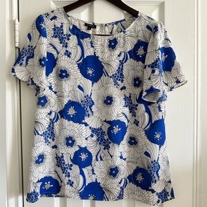 Talbots - Women's Casual Short Sleeve Blue & White Floral Print Blouse, Medium